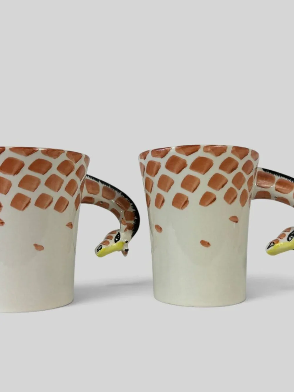 Pier 1 Giraffe Mugs Set of 2 Hand Painted Stoneware 16 oz